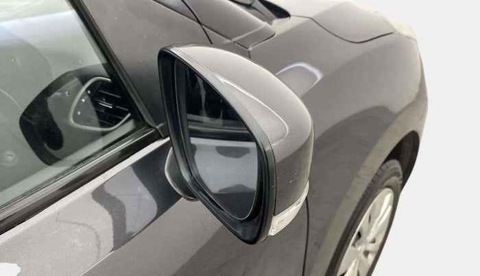 2017 Maruti Baleno DELTA PETROL 1.2, Petrol, Manual, 72,735 km, Right rear-view mirror - Minor folding noise