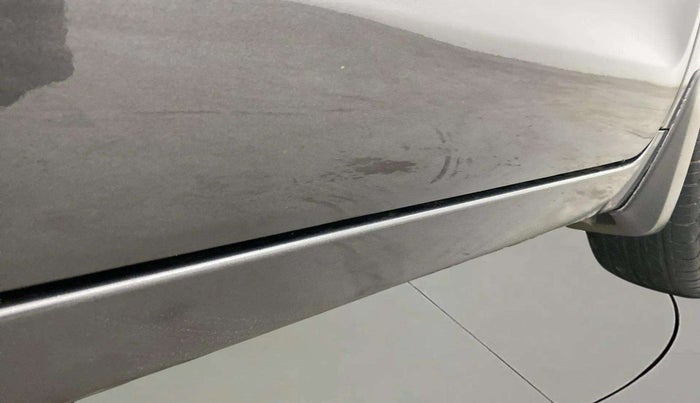 2017 Maruti Baleno DELTA PETROL 1.2, Petrol, Manual, 72,735 km, Right running board - Minor scratches