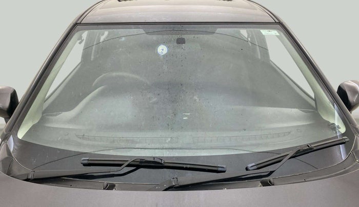 2017 Maruti Baleno DELTA PETROL 1.2, Petrol, Manual, 72,735 km, Front Windshield