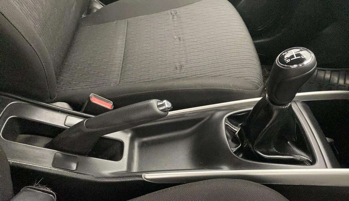 2017 Maruti Baleno DELTA PETROL 1.2, Petrol, Manual, 72,735 km, Gear Lever