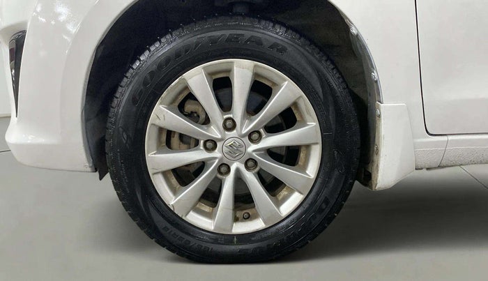 2015 Maruti Ertiga ZXI, Petrol, Manual, 34,801 km, Left Front Wheel