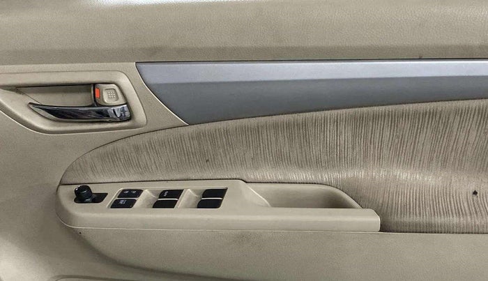 2015 Maruti Ertiga ZXI, Petrol, Manual, 34,801 km, Driver Side Door Panels Control