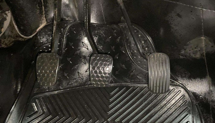 2023 Tata Tiago XM CNG, CNG, Manual, 34,209 km, Pedals