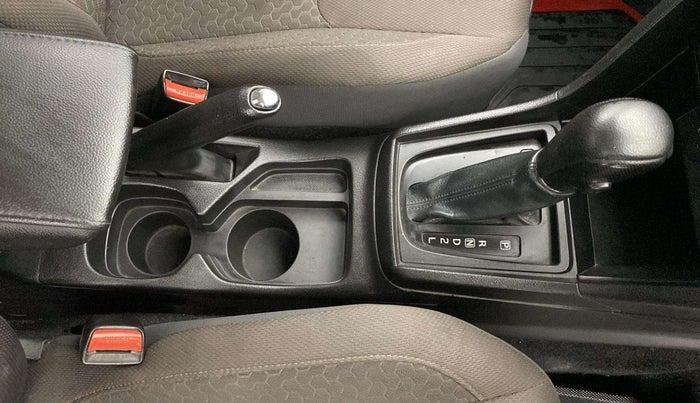 2021 Toyota URBAN CRUISER PREMIUM GRADE AT DUAL TONE, Petrol, Automatic, 88,400 km, Gear Lever