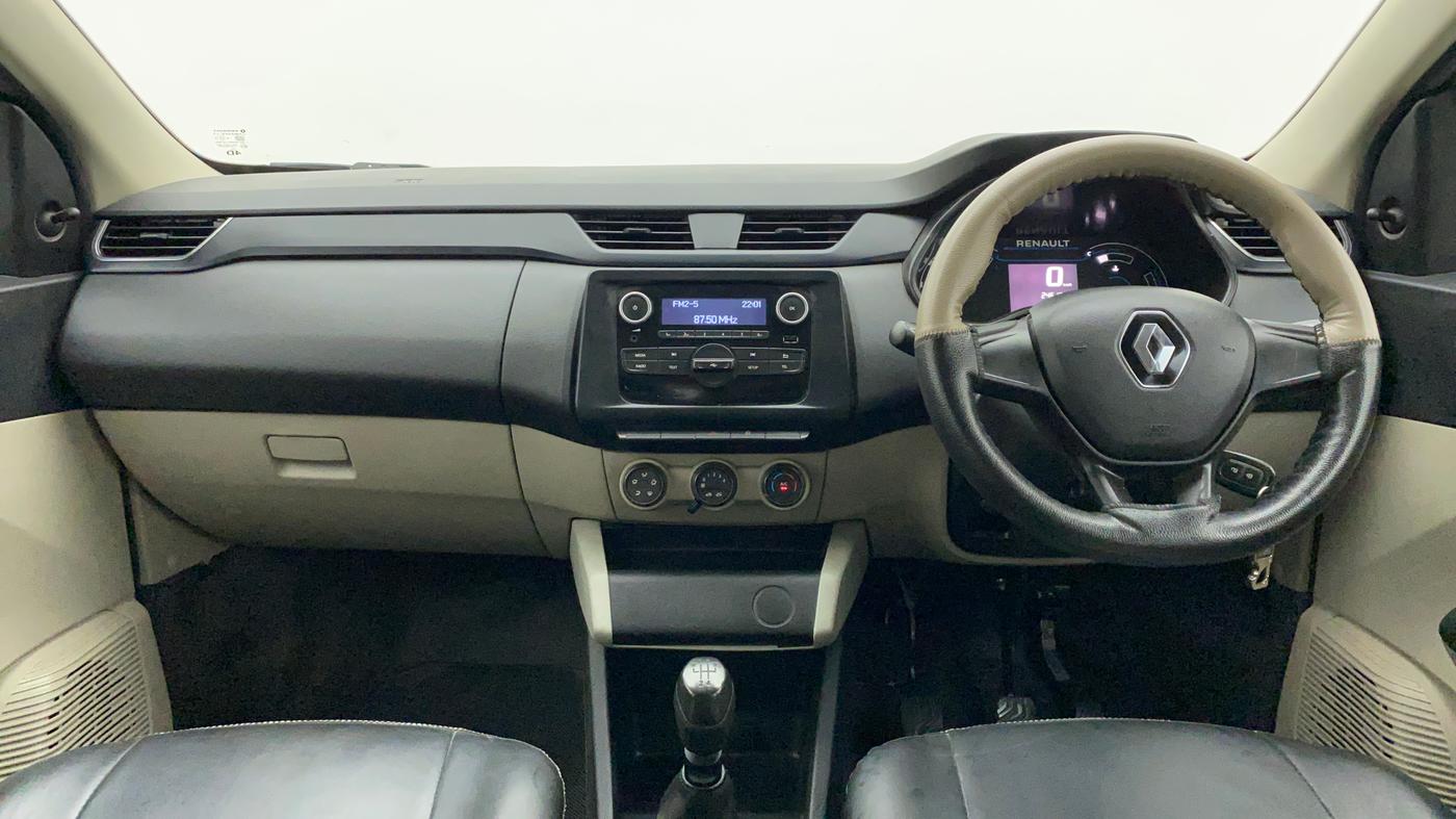 2022 Renault TRIBER RXL MT, Petrol, Manual, 24,617 km, Dashboard
