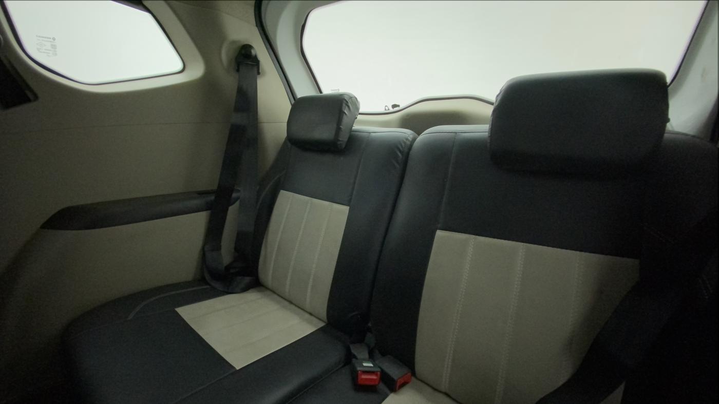 2022 Renault TRIBER RXL MT, Petrol, Manual, 24,617 km, Third Seat Row ( optional )