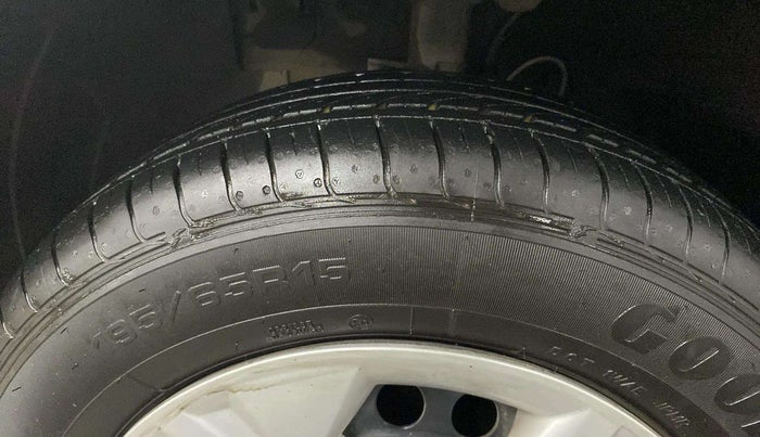 2022 Hyundai VENUE S+ 1.2, Petrol, Manual, 12,463 km, Left Front Tyre Tread