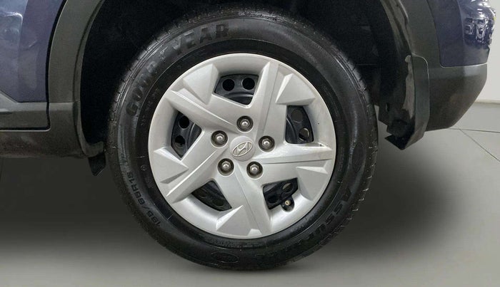 2022 Hyundai VENUE S+ 1.2, Petrol, Manual, 12,463 km, Left Rear Wheel