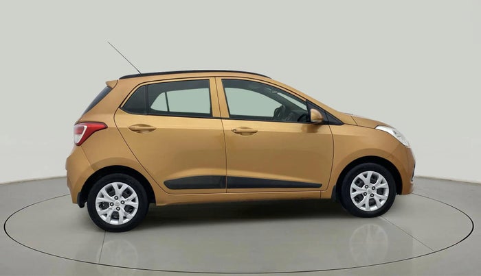 2015 Hyundai Grand i10 SPORTZ 1.2 KAPPA VTVT, Petrol, Manual, 91,917 km, Right Side View