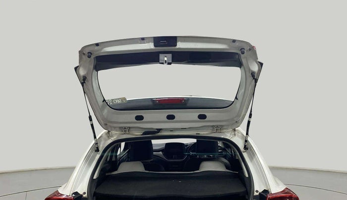2023 Maruti Baleno DELTA PETROL 1.2, Petrol, Manual, 5,423 km, Boot Door Open