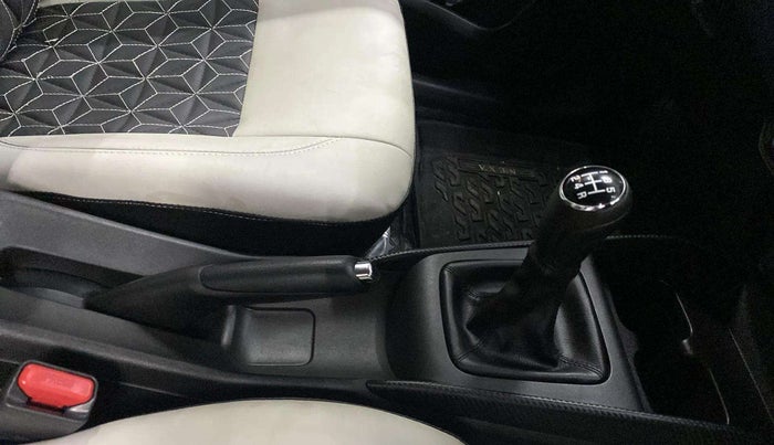 2023 Maruti Baleno DELTA PETROL 1.2, Petrol, Manual, 5,423 km, Gear Lever
