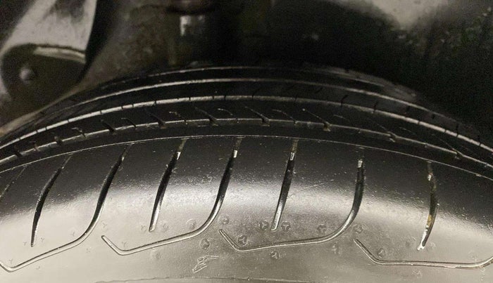 2019 Hyundai Creta E PLUS 1.6 PETROL, Petrol, Manual, 96,040 km, Right Rear Tyre Tread