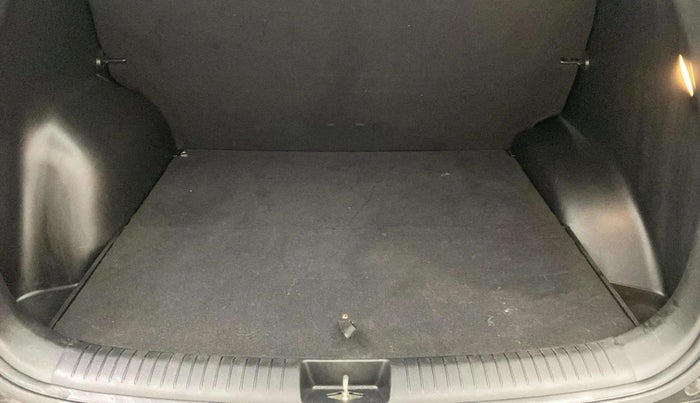 2019 Hyundai Creta E PLUS 1.6 PETROL, Petrol, Manual, 96,040 km, Boot Inside