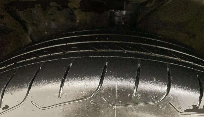2019 Hyundai Creta E PLUS 1.6 PETROL, Petrol, Manual, 96,040 km, Left Front Tyre Tread