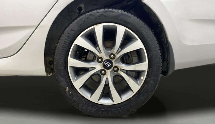 2014 Hyundai Verna FLUIDIC 1.6 CRDI SX, Diesel, Manual, 51,499 km, Left Rear Wheel