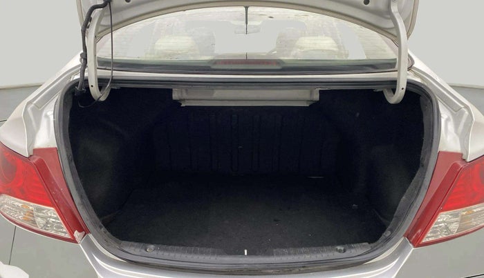 2014 Hyundai Verna FLUIDIC 1.6 CRDI SX, Diesel, Manual, 51,499 km, Boot Open Zoomed View