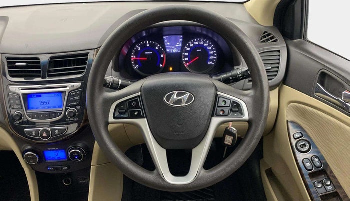 2014 Hyundai Verna FLUIDIC 1.6 CRDI SX, Diesel, Manual, 51,499 km, Steering Wheel Close Up
