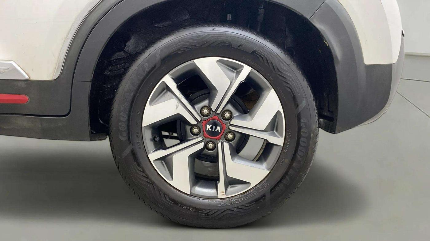2020 KIA SONET GTX PLUS 1.0 DCT, Petrol, Automatic, 54,828 km, Left Rear Wheel