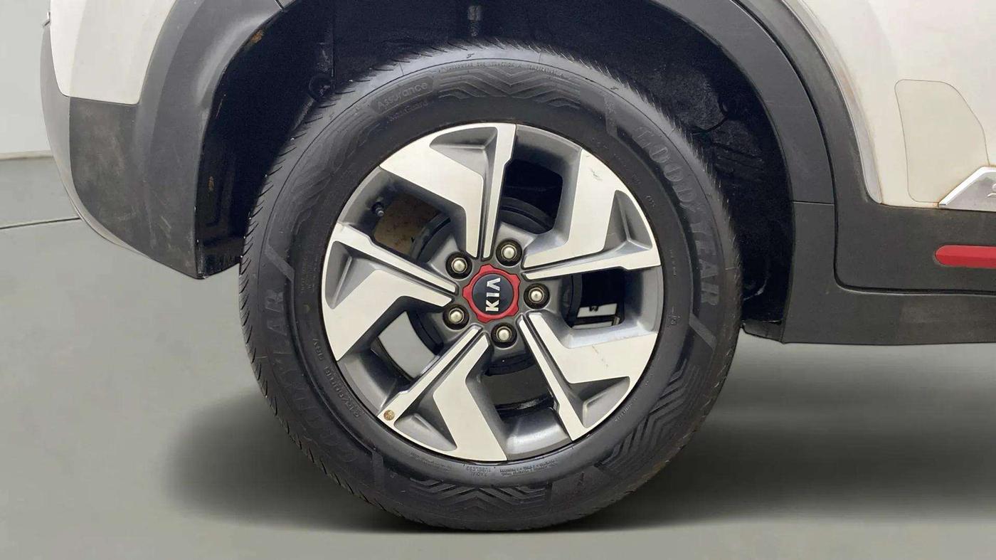 2020 KIA SONET GTX PLUS 1.0 DCT, Petrol, Automatic, 54,828 km, Right Rear Wheel
