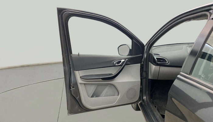 2020 Tata Tiago XZ PETROL, CNG, Manual, 80,997 km, LHS Front Door