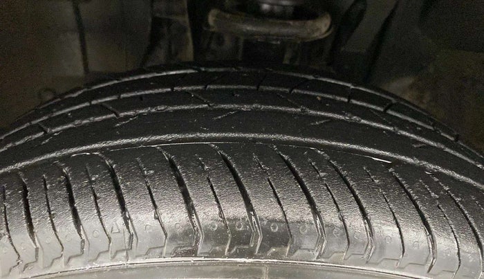 2022 Renault Kiger RXZ AMT, Petrol, Automatic, 21,614 km, Left Front Tyre Tread