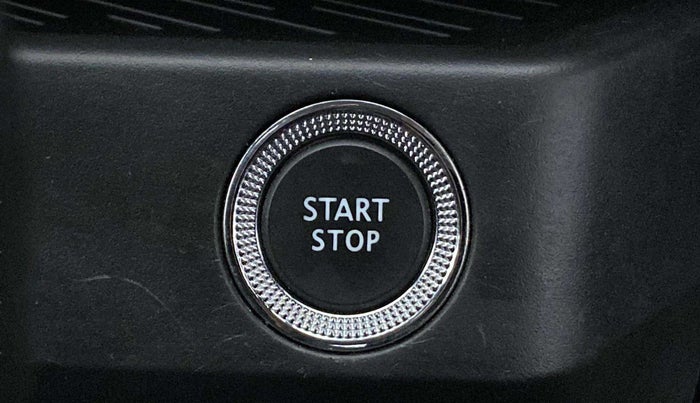 2022 Renault Kiger RXZ AMT, Petrol, Automatic, 21,614 km, Keyless Start/ Stop Button