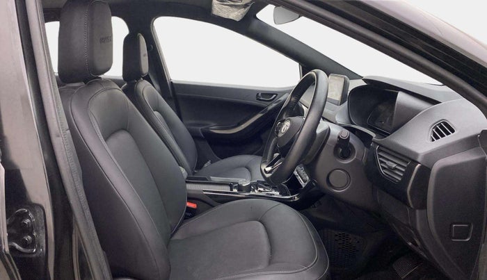 2022 Tata NEXON XZA PLUS (O) PETROL DARK EDITION, Petrol, Automatic, 8,465 km, Right Side Front Door Cabin