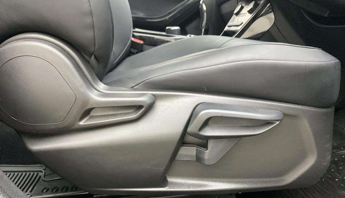 2022 Tata NEXON XZA PLUS (O) PETROL DARK EDITION, Petrol, Automatic, 8,465 km, Driver Side Adjustment Panel