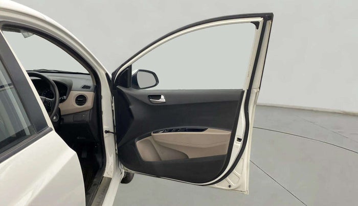 2016 Hyundai Xcent SX 1.2, Petrol, Manual, 24,719 km, RHS Front Door