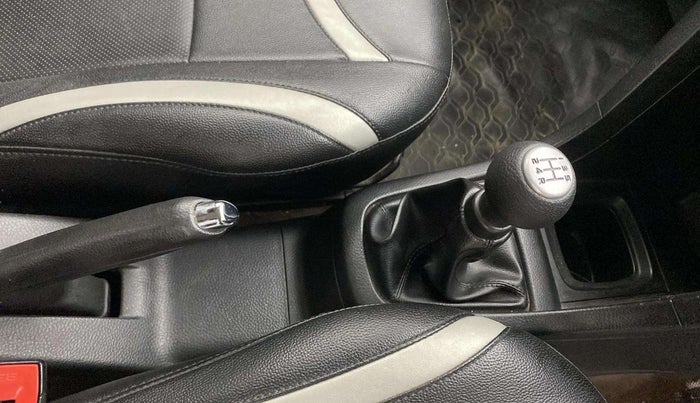2014 Maruti Swift VXI, Petrol, Manual, 73,951 km, Gear Lever