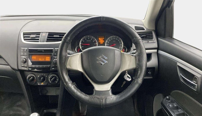 2014 Maruti Swift VXI, Petrol, Manual, 73,951 km, Steering Wheel Close Up