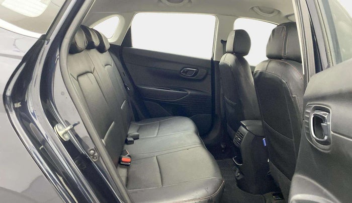 2023 Hyundai NEW I20 SPORTZ 1.2 IVT, Petrol, Automatic, 16,432 km, Right Side Rear Door Cabin