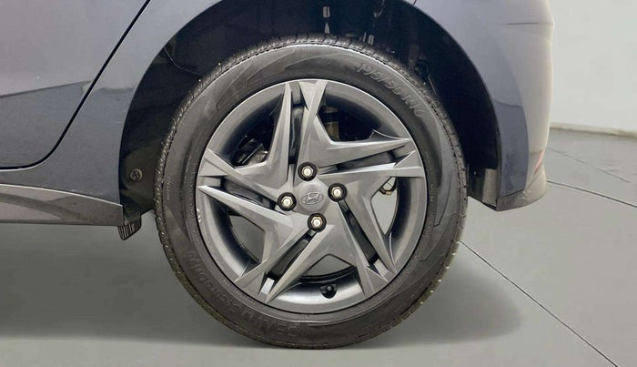 2023 Hyundai NEW I20 SPORTZ 1.2 IVT, Petrol, Automatic, 16,432 km, Left Rear Wheel