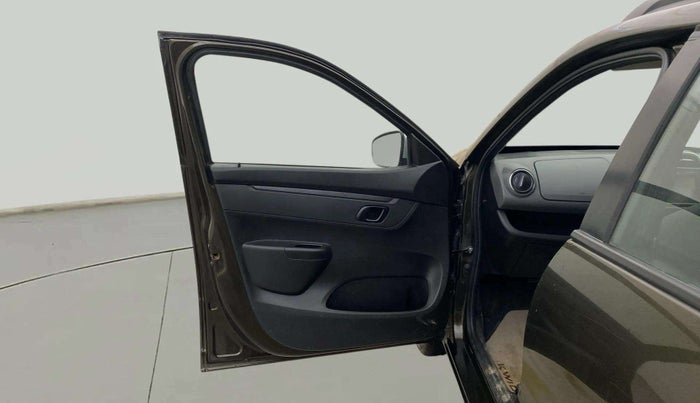 2018 Renault Kwid RXT 1.0, Petrol, Manual, 15,362 km, LHS Front Door