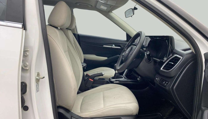 2021 KIA SELTOS HTK PLUS 1.5 IMT, Petrol, Manual, 47,582 km, Right Side Front Door Cabin