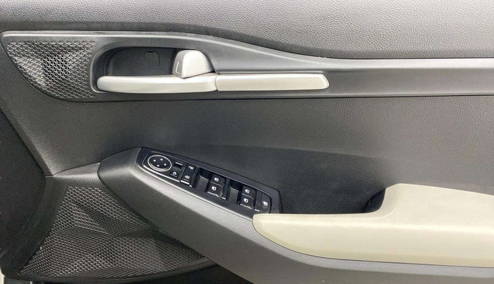 2021 KIA SELTOS HTK PLUS 1.5 IMT, Petrol, Manual, 47,582 km, Driver Side Door Panels Control