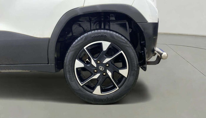 2022 Tata PUNCH ACCOMPLISHED DAZZLE PACK MT, Petrol, Manual, 26,429 km, Left Rear Wheel
