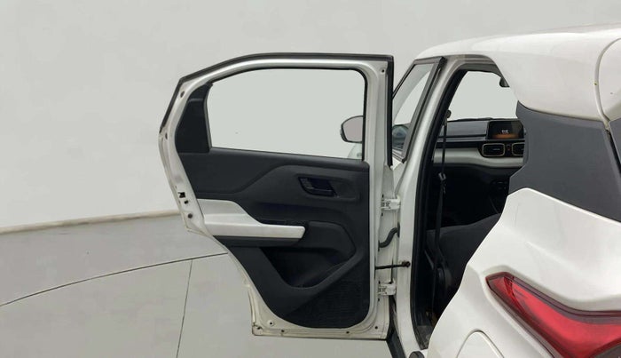 2022 Tata PUNCH ACCOMPLISHED DAZZLE PACK MT, Petrol, Manual, 26,429 km, LHS Rear Door