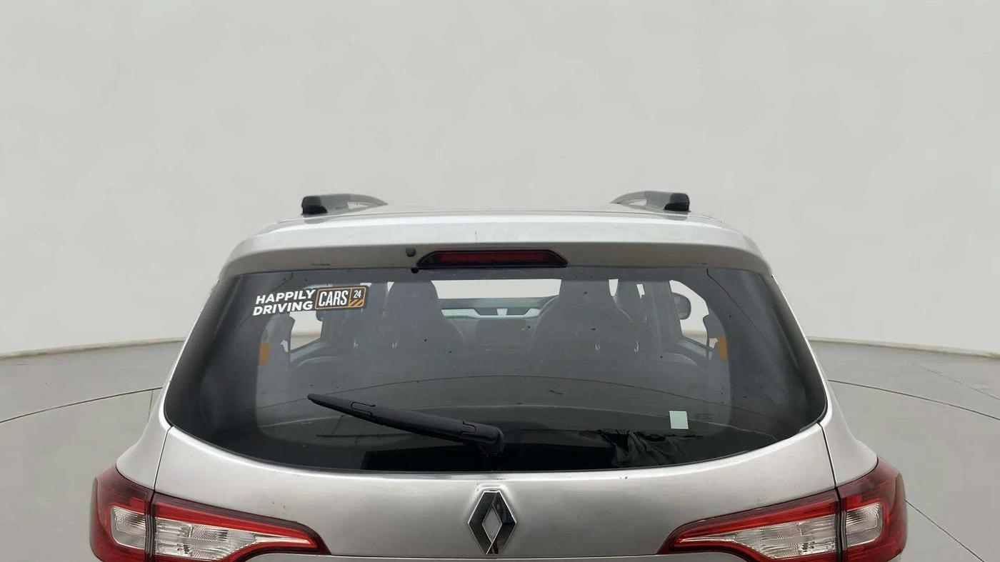 2023 Renault TRIBER RXZ AMT, Petrol, Automatic, 13,137 km, Rear Windshield