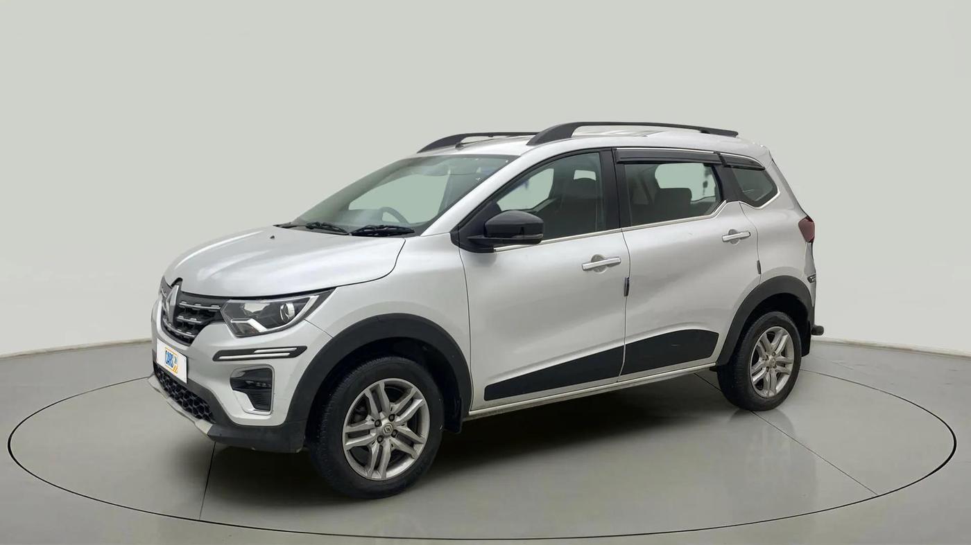 2023 Renault TRIBER RXZ AMT, Petrol, Automatic, 13,137 km, Left Front Diagonal