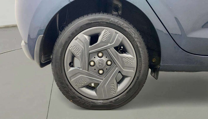 2022 Hyundai GRAND I10 NIOS MAGNA CORPORATE EDITION 1.2 KAPPA VTVT, Petrol, Manual, 29,136 km, Right Rear Wheel