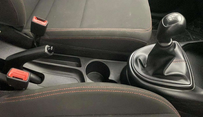 2022 Hyundai GRAND I10 NIOS MAGNA CORPORATE EDITION 1.2 KAPPA VTVT, Petrol, Manual, 29,136 km, Gear Lever