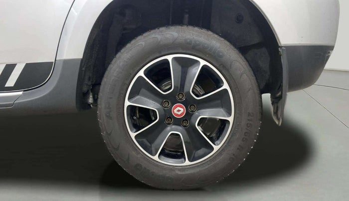 2017 Renault Duster RXS CVT, Petrol, Automatic, 40,832 km, Left Rear Wheel