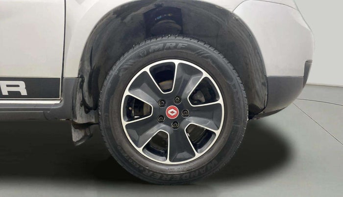 2017 Renault Duster RXS CVT, Petrol, Automatic, 40,832 km, Right Front Wheel