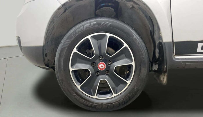 2017 Renault Duster RXS CVT, Petrol, Automatic, 40,832 km, Left Front Wheel