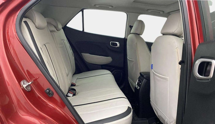 2022 Hyundai VENUE SX 1.2 PETROL, Petrol, Manual, 31,199 km, Right Side Rear Door Cabin