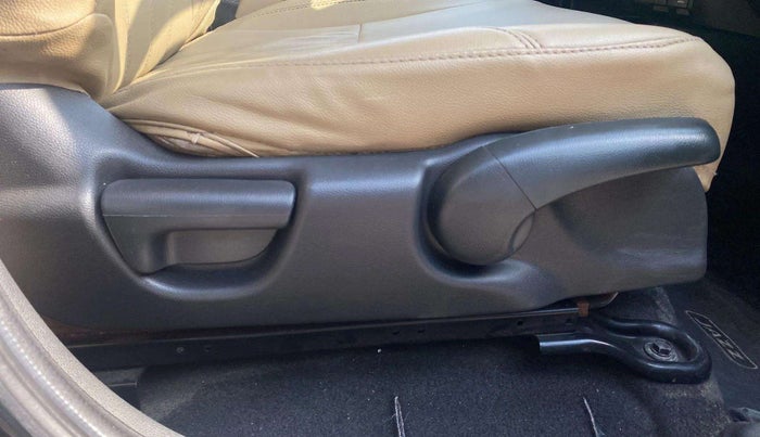 2020 Honda Jazz 1.2L I-VTEC V, Petrol, Manual, 48,234 km, Driver Side Adjustment Panel