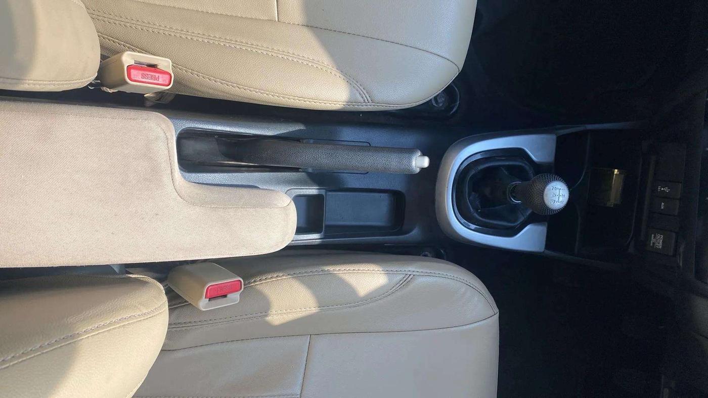 2020 Honda Jazz 1.2L I-VTEC V, Petrol, Manual, 48,234 km, Gear Lever