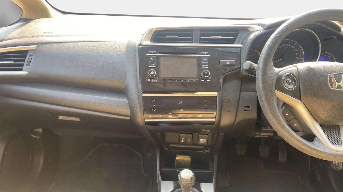 2020 Honda Jazz 1.2L I-VTEC V, Petrol, Manual, 48,234 km, Air Conditioner