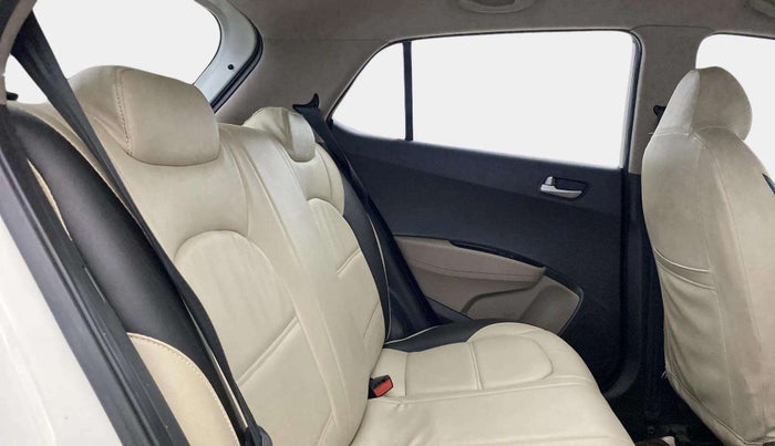 2014 Hyundai Grand i10 SPORTZ 1.2 KAPPA VTVT, Petrol, Manual, 19,438 km, Right Side Rear Door Cabin